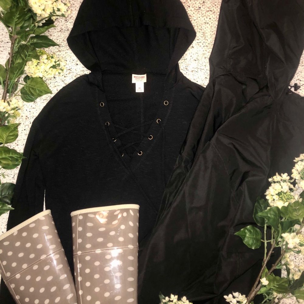 Loose Black Sweatshirt